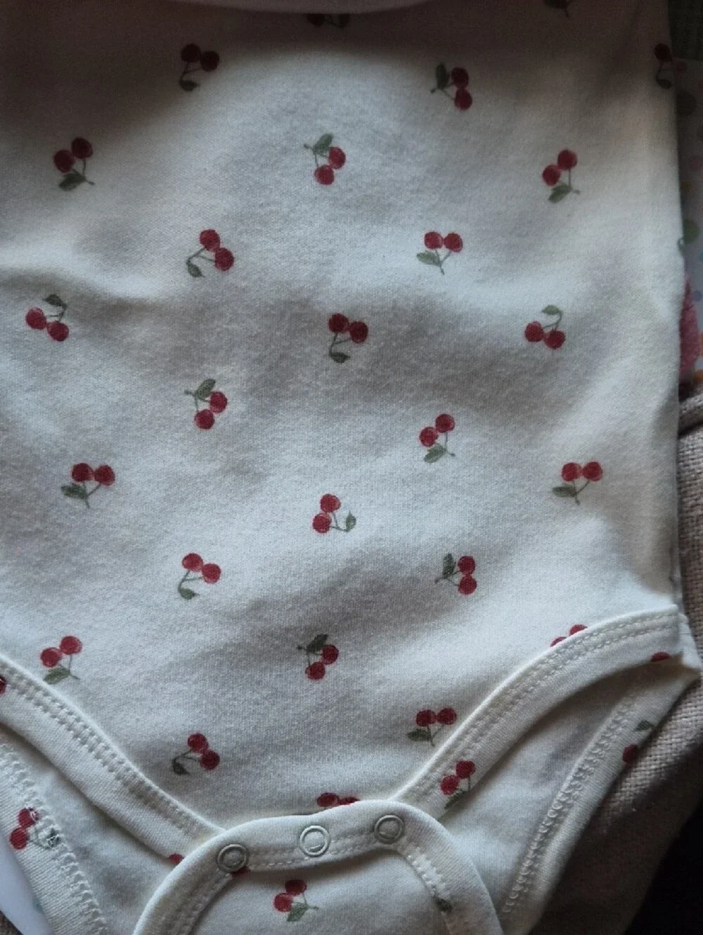 NWT Baby Bundle! 3x3-6mo, 9x6-9mo Short Short Sleeve Onsies & 6 Pacifier Clips